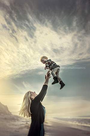 Beautiful Fine Art Family Portrait Candid Lifestyle Beach Photographer San Diego La Jolla Rancho Santa Fe California