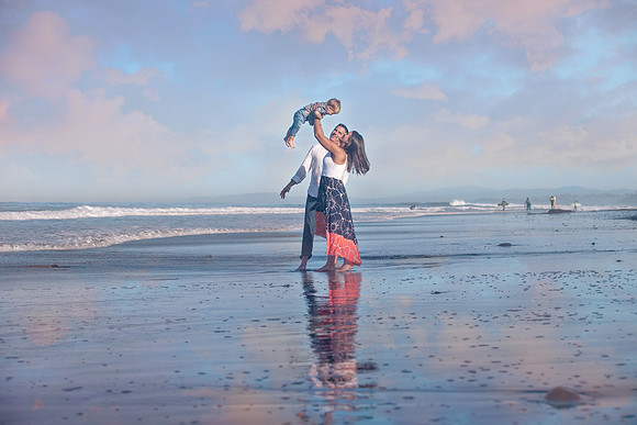 Beautiful Beach Family Portrait Candid Lifestyle Beach Photographer San Diego La Jolla Rancho Santa Fe California