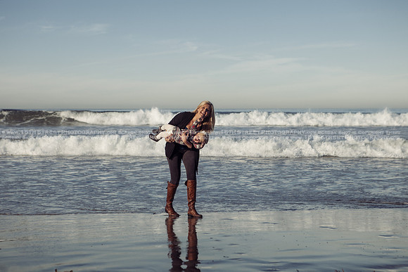 Beautiful Fine Art Family Portrait Candid Lifestyle Beach Photographer San Diego La Jolla Rancho Santa Fe California