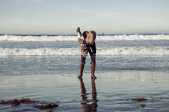 Beautiful Fine Art Family Portrait Candid Lifestyle Beach Photographer San Diego La Jolla Rancho Santa Fe California