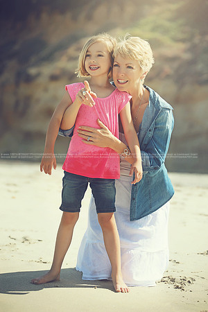 Beautiful Mother Daughter Portrait Candid Lifestyle Beach Photographer San Diego La Jolla Rancho Santa Fe California